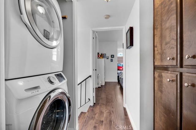 6323 Reseda Blvd 13, Tarzana, CA 91335