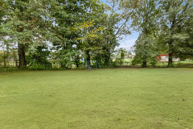 112 N Linda Dr, Shelbyville, TN 37160