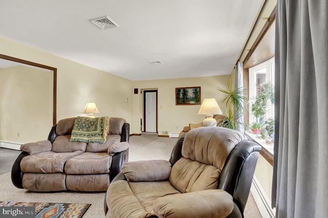 169 TRAIL RD, Hershey, PA 17033