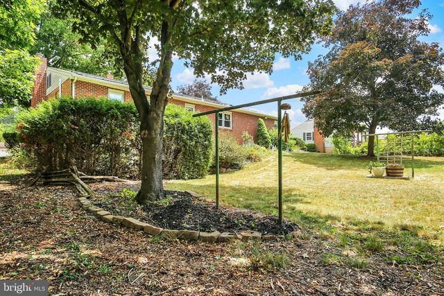 169 TRAIL RD, Hershey, PA 17033