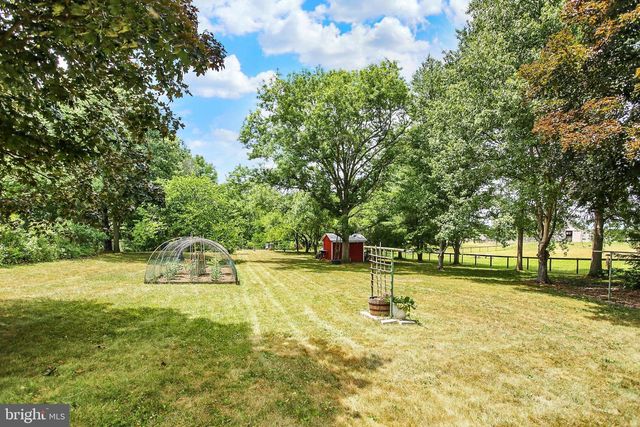 169 TRAIL RD, Hershey, PA 17033