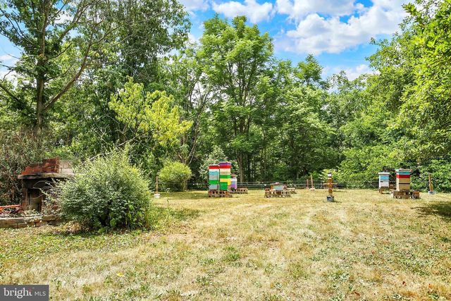 169 TRAIL RD, Hershey, PA 17033