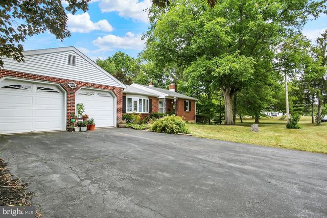 169 TRAIL RD, Hershey, PA 17033