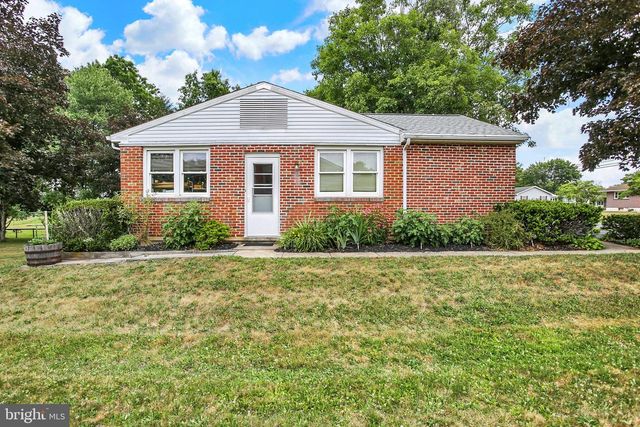 169 TRAIL RD, Hershey, PA 17033