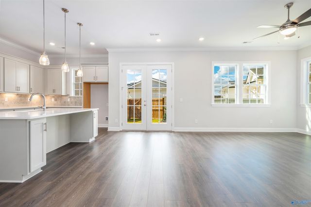 210 Saint Louis Street, Madison, AL 35758