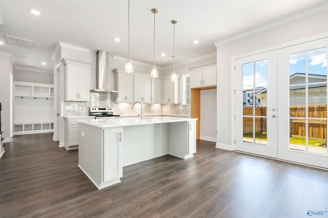 210 Saint Louis Street, Madison, AL 35758