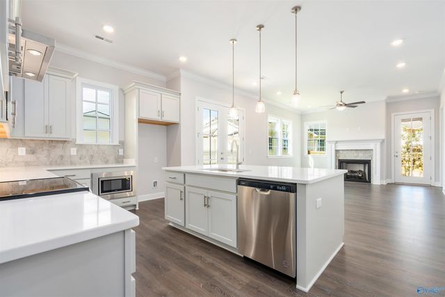 210 Saint Louis Street, Madison, AL 35758