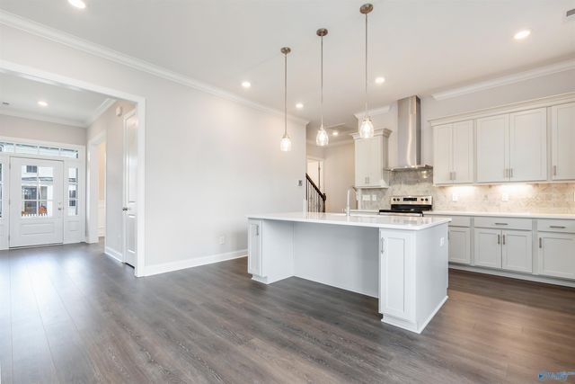 210 Saint Louis Street, Madison, AL 35758