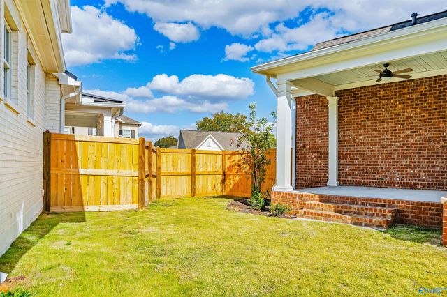 210 Saint Louis Street, Madison, AL 35758