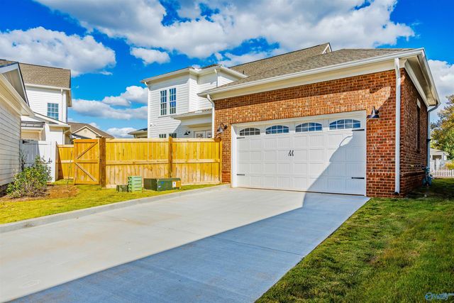 210 Saint Louis Street, Madison, AL 35758