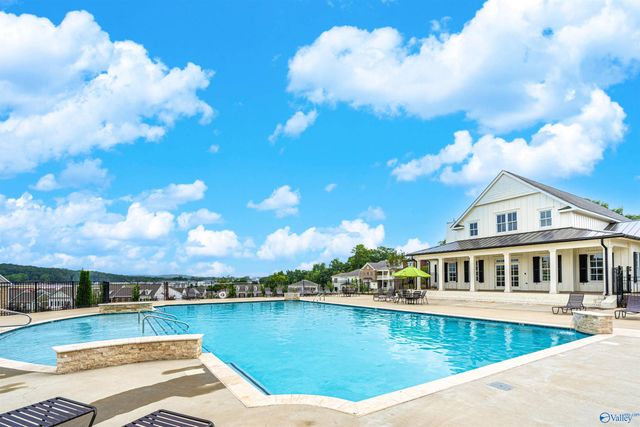 210 Saint Louis Street, Madison, AL 35758