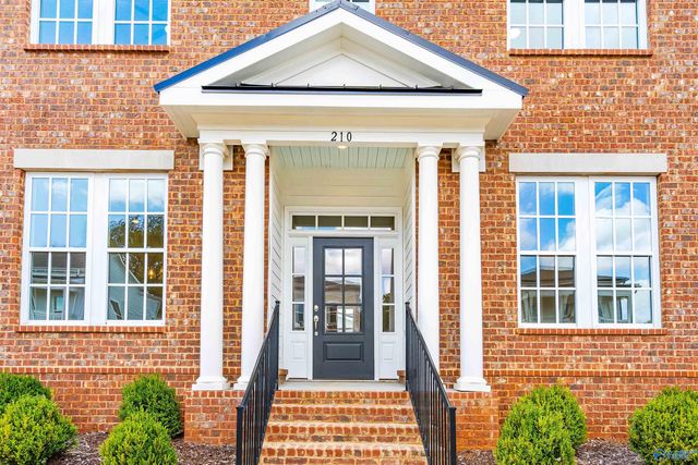 210 Saint Louis Street, Madison, AL 35758