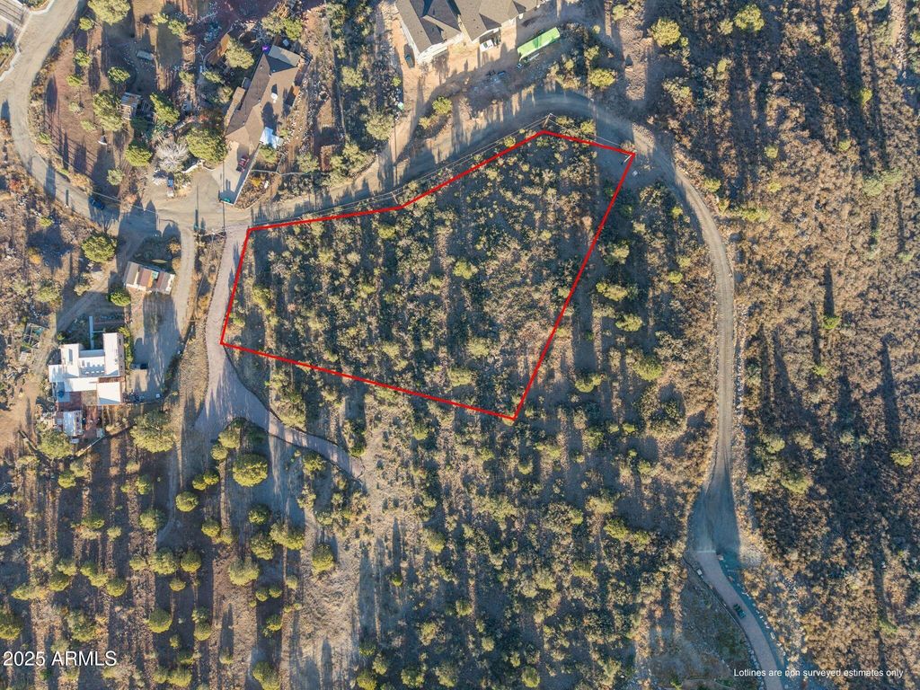 Image 11 of property listing at 2 Love Lane -, Prescott, AZ 86305