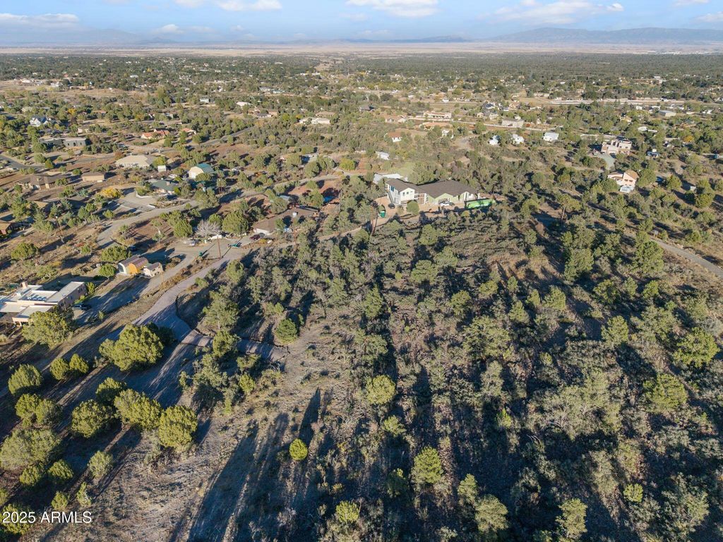 Image 12 of property listing at 2 Love Lane -, Prescott, AZ 86305