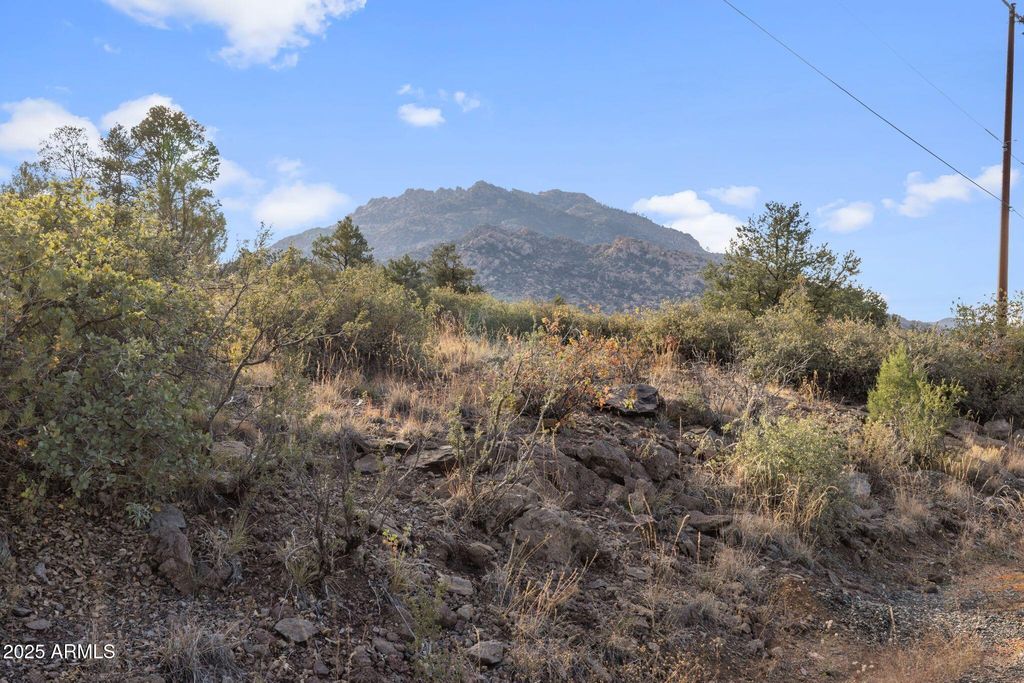 Image 14 of property listing at 2 Love Lane -, Prescott, AZ 86305