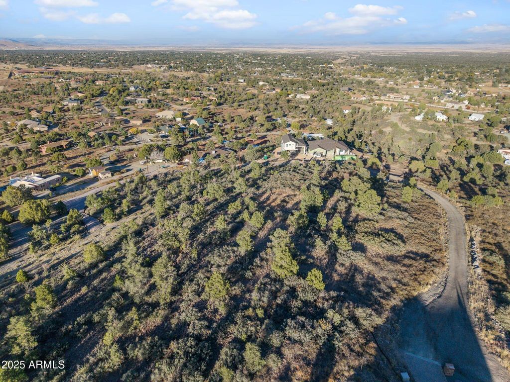 Image 19 of property listing at 2 Love Lane -, Prescott, AZ 86305
