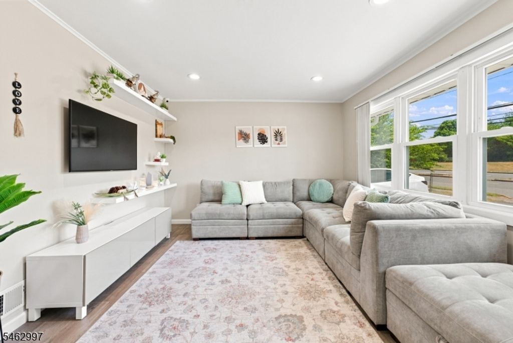 2697 Woodbridge Ave, Edison Twp., NJ 08817 — photo 5