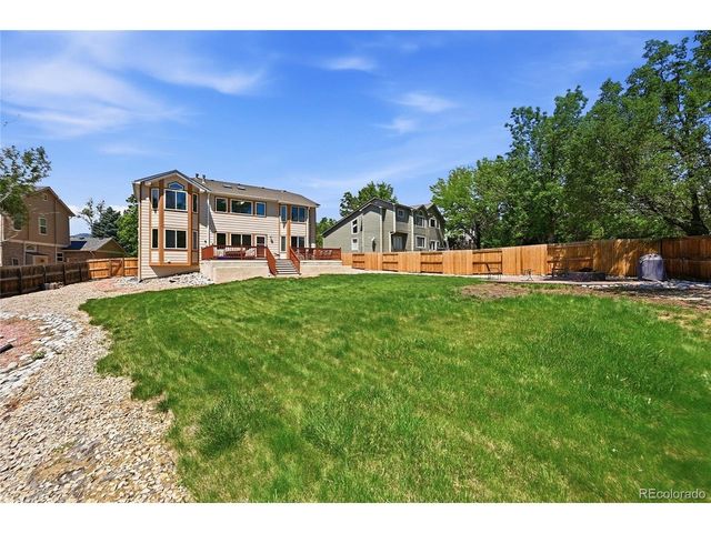 11285 W Coal Mine Dr, Littleton, CO 80127