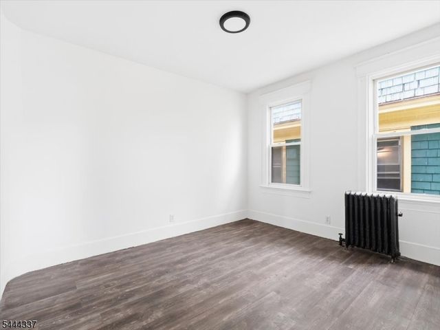 50 Arsdale Ter, East Orange City, NJ 07018