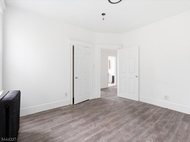 50 Arsdale Ter, East Orange City, NJ 07018