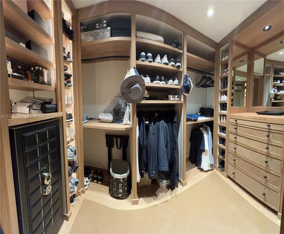 18555 Collins Avenue 3501, Sunny Isles Beach, FL 33160