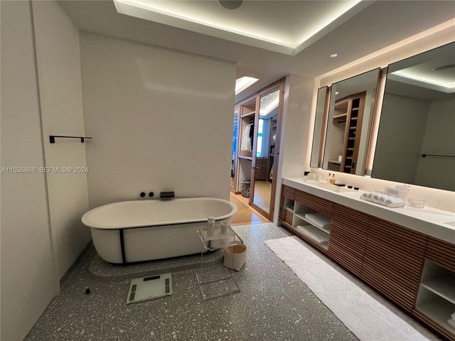 18555 Collins Avenue 3501, Sunny Isles Beach, FL 33160
