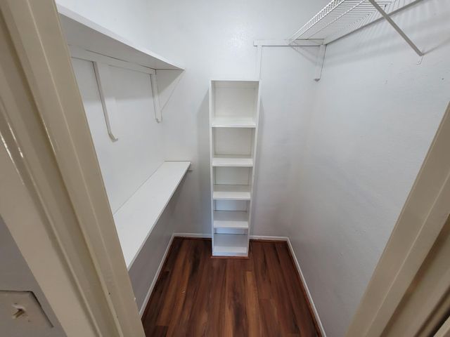 2814 S Bartell Drive 10, Houston, TX 77054
