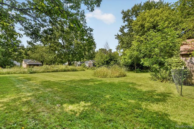 6089 Hardy Avenue, Meridian Charter Township, MI 48823