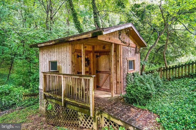 3903 IVYDALE DR, Annandale, VA 22003