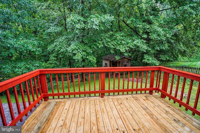 3903 IVYDALE DR, Annandale, VA 22003