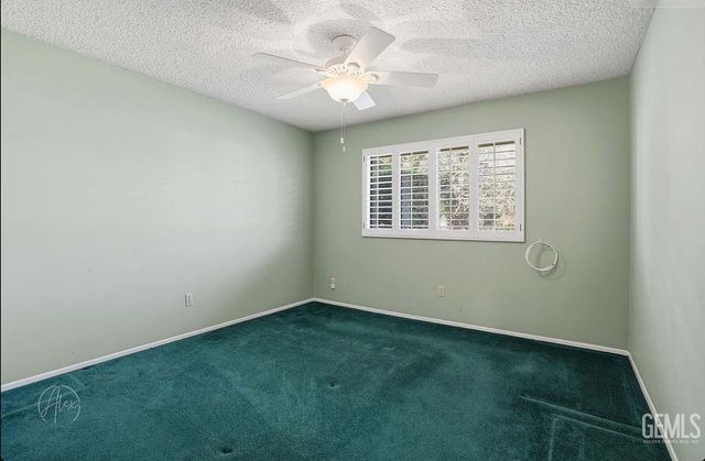 8031 Debbs Avenue, Bakersfield, CA 93308