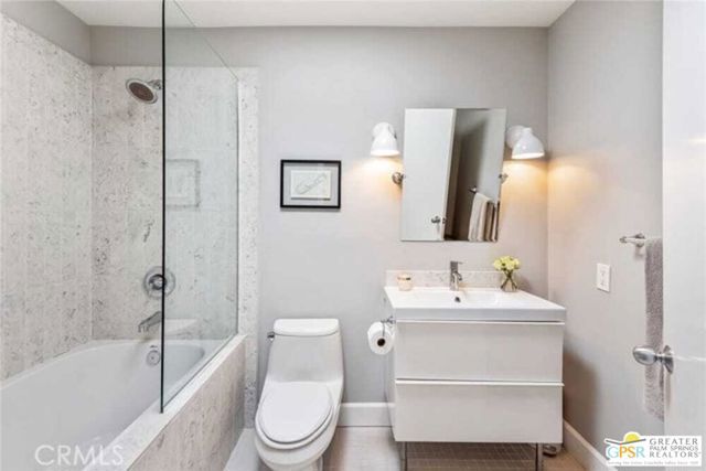 22526 Friar Street, Los Angeles, CA 91367