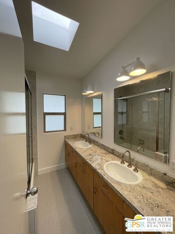 22526 Friar Street, Los Angeles, CA 91367