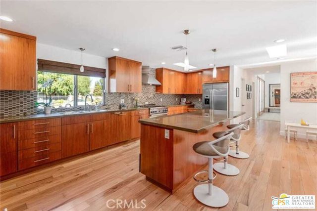 22526 Friar Street, Los Angeles, CA 91367