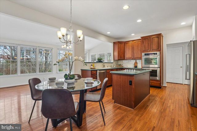 12756 ALDER WOODS DR, Fairfax, VA 22033