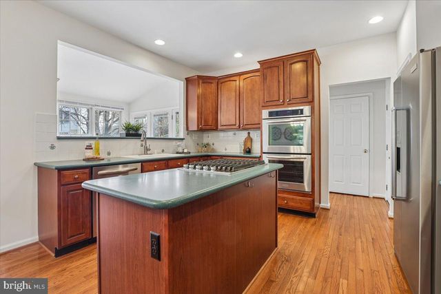 12756 ALDER WOODS DR, Fairfax, VA 22033