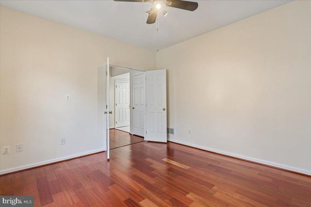 12756 ALDER WOODS DR, Fairfax, VA 22033