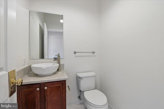 12756 ALDER WOODS DR, Fairfax, VA 22033