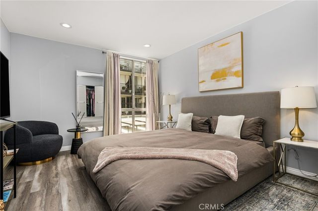 1351 N Crescent Heights 114, West Hollywood, CA 90046