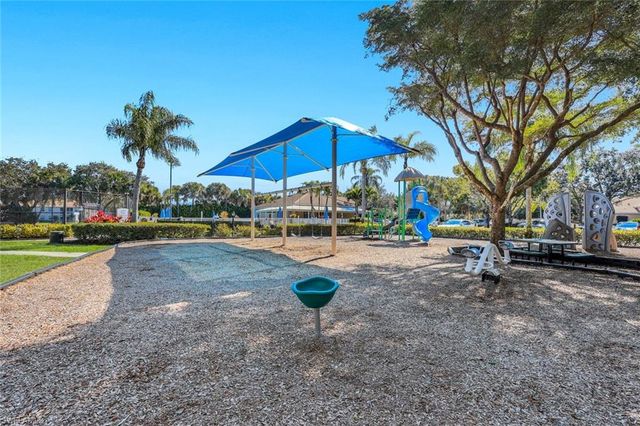 1898 Morning Sun LN C23, Naples, FL 34119
