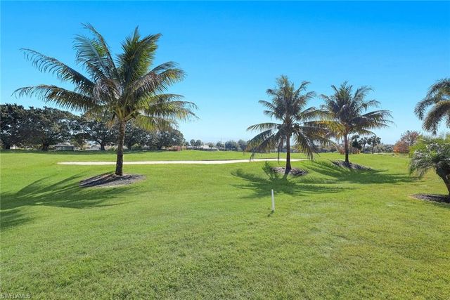 1898 Morning Sun LN C23, Naples, FL 34119