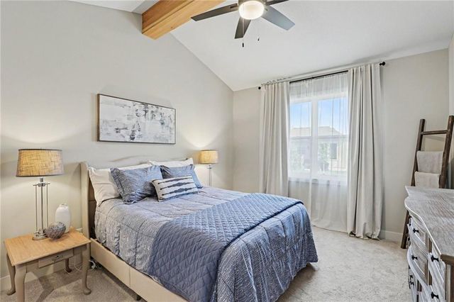 24956 W 94th Place, Lenexa, KS 66227