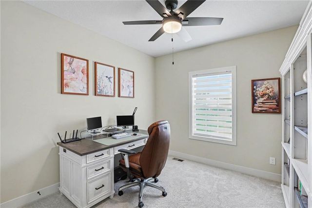 24956 W 94th Place, Lenexa, KS 66227