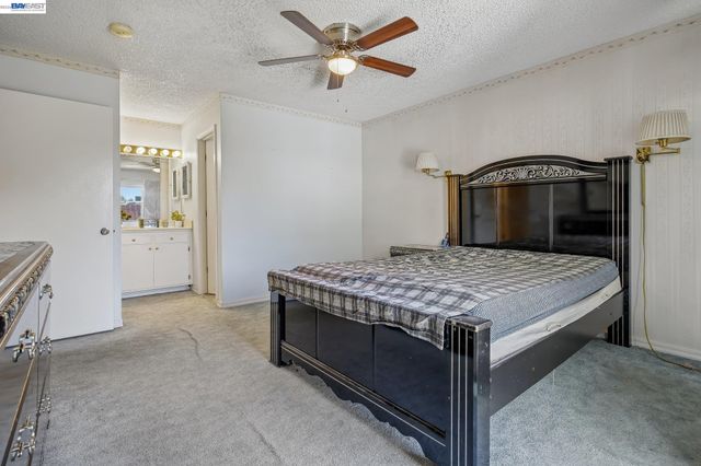 478 Ribier Ct, Manteca, CA 95336