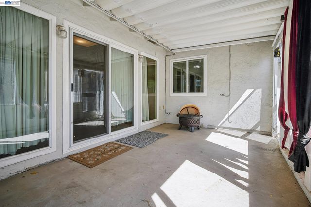 478 Ribier Ct, Manteca, CA 95336