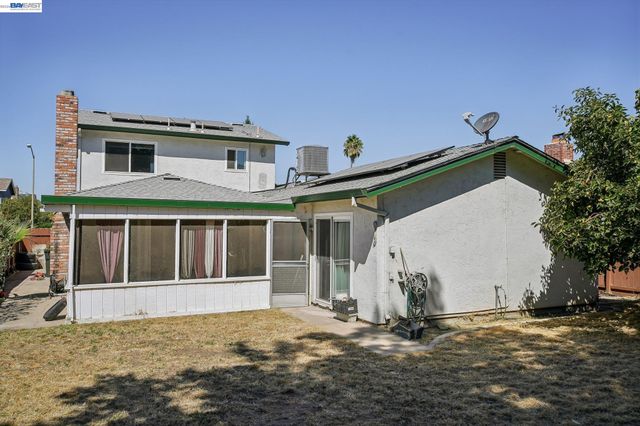 478 Ribier Ct, Manteca, CA 95336