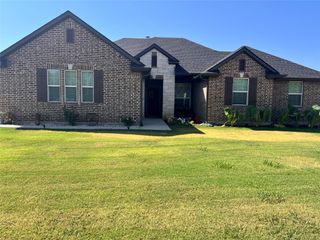 612 Fawn Trail, Tioga, TX 76271