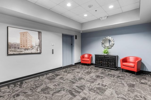 350 Saint Peter Street 701, Saint Paul, MN 55102