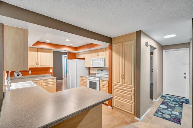 706 SWEETBRIAR DRIVE, Oldsmar, FL 34677