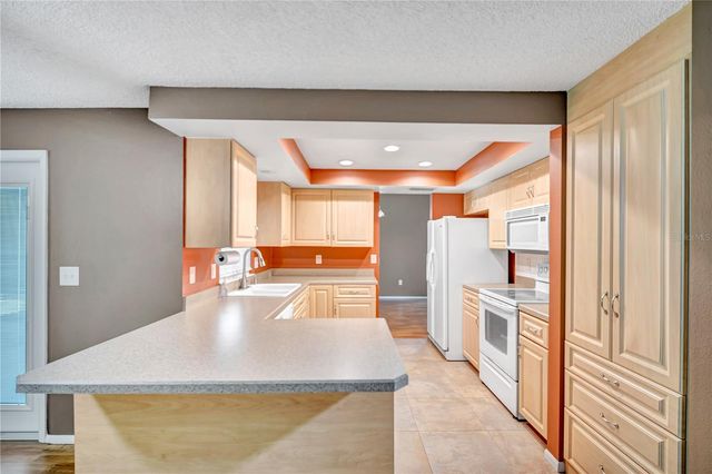 706 SWEETBRIAR DRIVE, Oldsmar, FL 34677